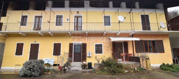 4 غرف نوم منزل في Front, Italy رقم 130948 2