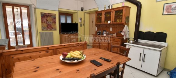 4 غرف نوم منزل في Front, Italy رقم 130948 8