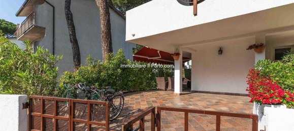 6 rooms Villa in Comacchio, Italy No. 207728 9