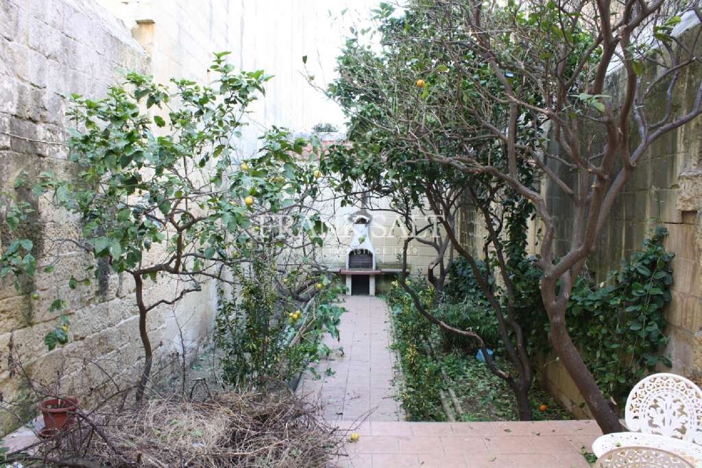 Büro in Paola, Malta 220m², Nr. 13530