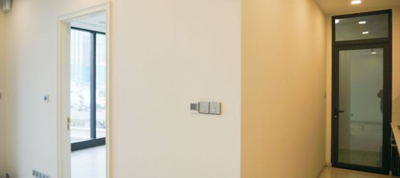 2 rooms Office in District 1, Vietnam No. 17590 10