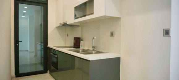 2 rooms Office in District 1, Vietnam No. 17590 11