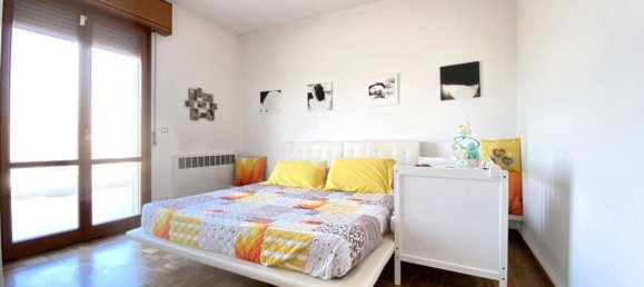 5 bedrooms Villa in Molinella, Italy No. 201638 34