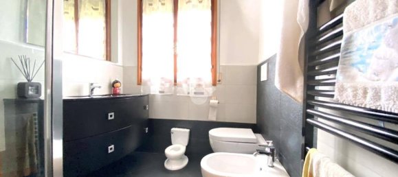 5 bedrooms Villa in Molinella, Italy No. 201638 28