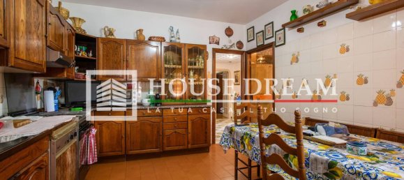 3 bedrooms Apartment in Rome, Italy No. 290731 14