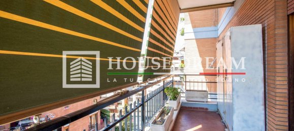 3 bedrooms Apartment in Rome, Italy No. 290731 16