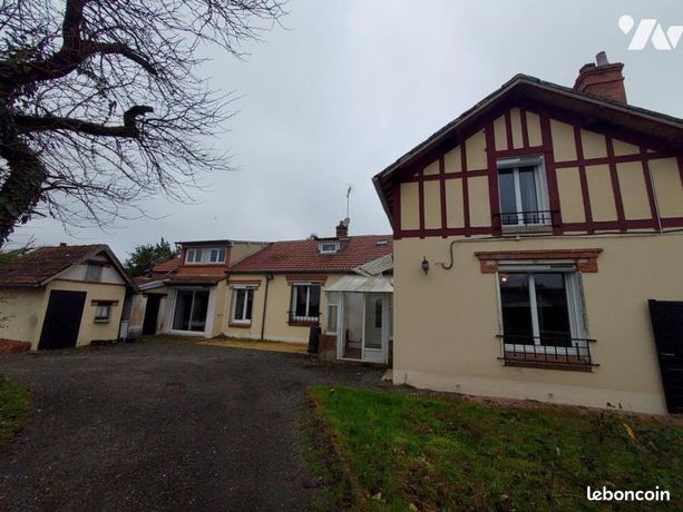 3 غرف نوم فيلا في Varennes-Changy, France رقم 306322