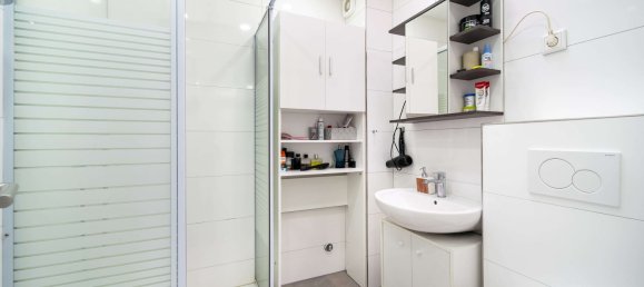 6 rooms Townhouse in Gutersloh, Germany No. 358923 5