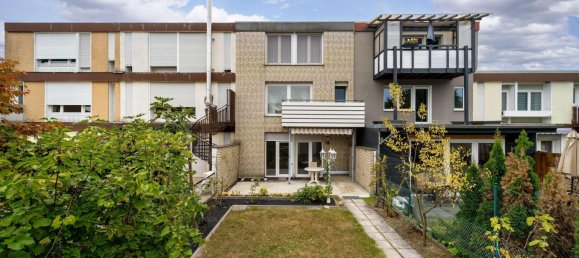 6 rooms Townhouse in Gutersloh, Germany No. 358923 4