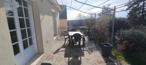 Casa de 4 dormitorios en Locmine, France No. 199202 6