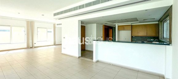 Villa T4 em Jumeirah Park, UAE N.º 98538 3