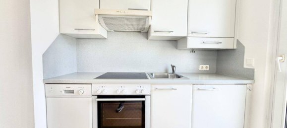 Квартира с 2 комнатами в Фафоритен, Австрия № 131380 3