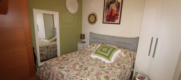 2 rooms Apartment in Monteriggioni, Italy No. 25224 12