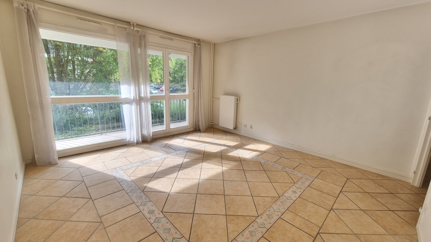 2 Schlafzimmer Wohnung in Brunoy, France, Nr. 172993