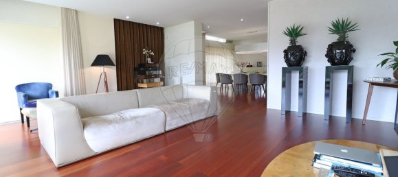 5 bedrooms House in Vila Nova de Gaia, Portugal No. 181830 3