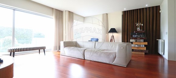 5 bedrooms House in Vila Nova de Gaia, Portugal No. 181830 4