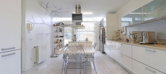 5 bedrooms House in Vila Nova de Gaia, Portugal No. 181830 11