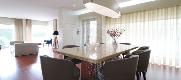 5 bedrooms House in Vila Nova de Gaia, Portugal No. 181830 8