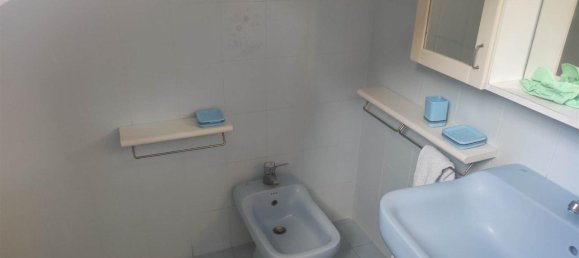 4 rooms House in Gazzola, Italy No. 162773 9