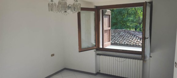 4 rooms House in Gazzola, Italy No. 162773 13