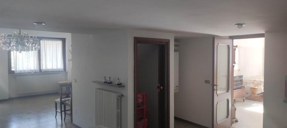 4 rooms House in Gazzola, Italy No. 162773 18