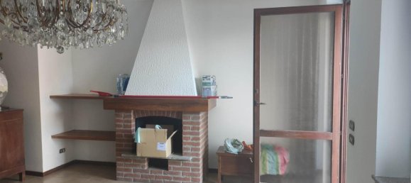 4 rooms House in Gazzola, Italy No. 162773 21