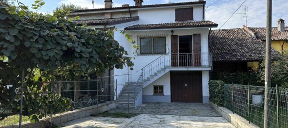 4 rooms House in Gazzola, Italy No. 162773 30