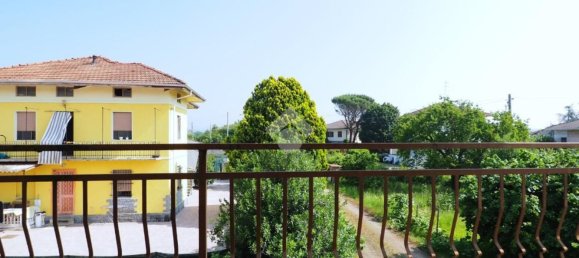 4 Schlafzimmer Haus in Cossato, Italy, Nr. 312486 26
