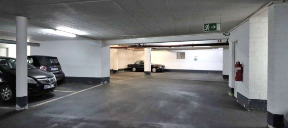 Parking in Hamburg-Nord, Germany No. 58535 4