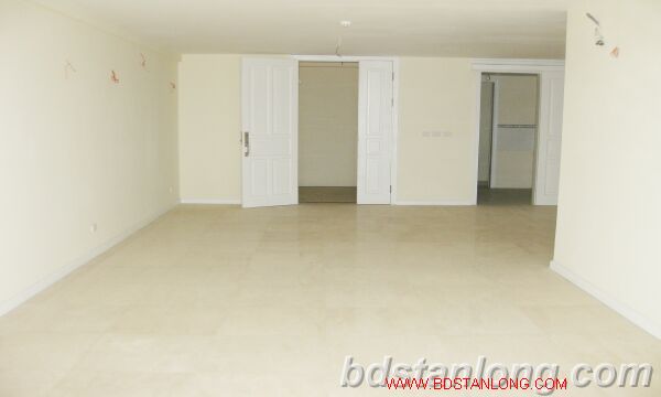 Квартира с 4 спальнями в Тэйхо, Вьетнам № 6253