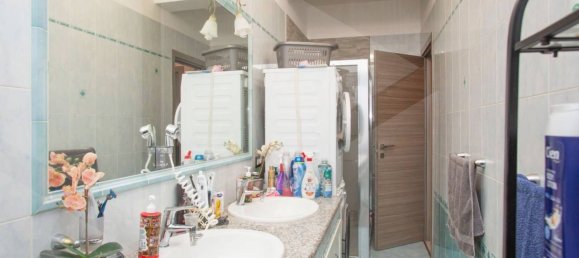 Apartamento de 2 dormitorios en Milan, Italy No. 241467 14