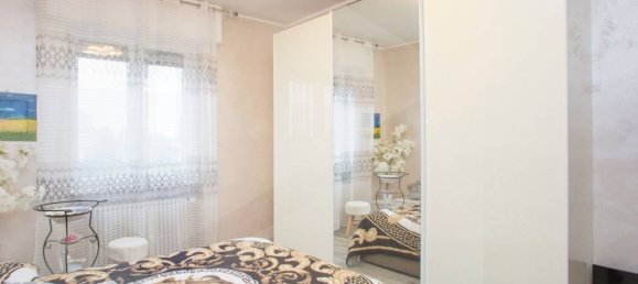 Apartamento de 2 dormitorios en Milan, Italy No. 241467 3