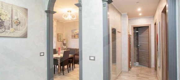 Apartamento de 2 dormitorios en Milan, Italy No. 241467 10