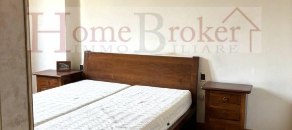 4 rooms Apartment in Florence, Italy No. 65094 5