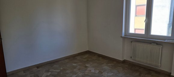 5 bedrooms Apartment in Monticello Conte Otto, Italy No. 337945 15