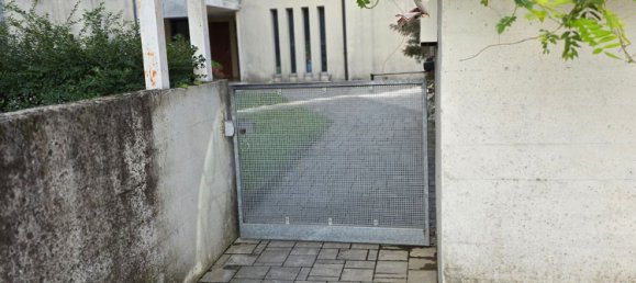 5 bedrooms Apartment in Monticello Conte Otto, Italy No. 337945 21