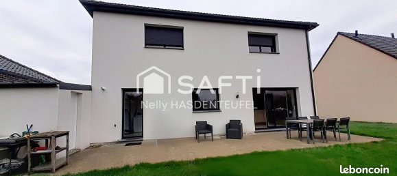 4 bedrooms House in Valenciennes, France No. 160345 21