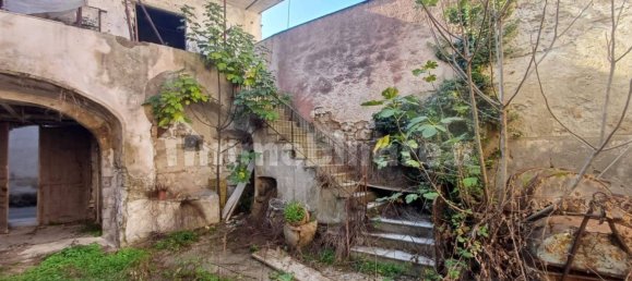 6 Schlafzimmer Haus in Casagiove, Italy, Nr. 18026 3