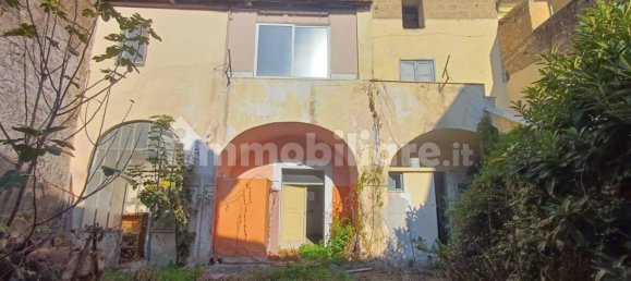 6 Schlafzimmer Haus in Casagiove, Italy, Nr. 18026 2