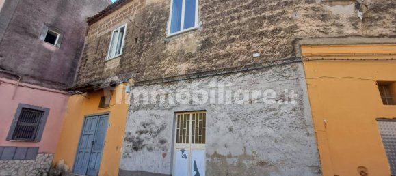 6 Schlafzimmer Haus in Casagiove, Italy, Nr. 18026 11