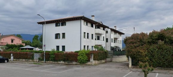 4 Schlafzimmer Wohnung in Asolo, Italy, Nr. 359443 4