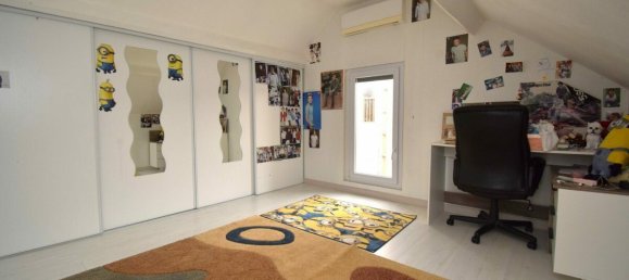 4 bedrooms House in Vernouillet, France No. 154900 11