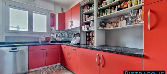2 bedrooms Apartment in Lyon, France No. 327173 9