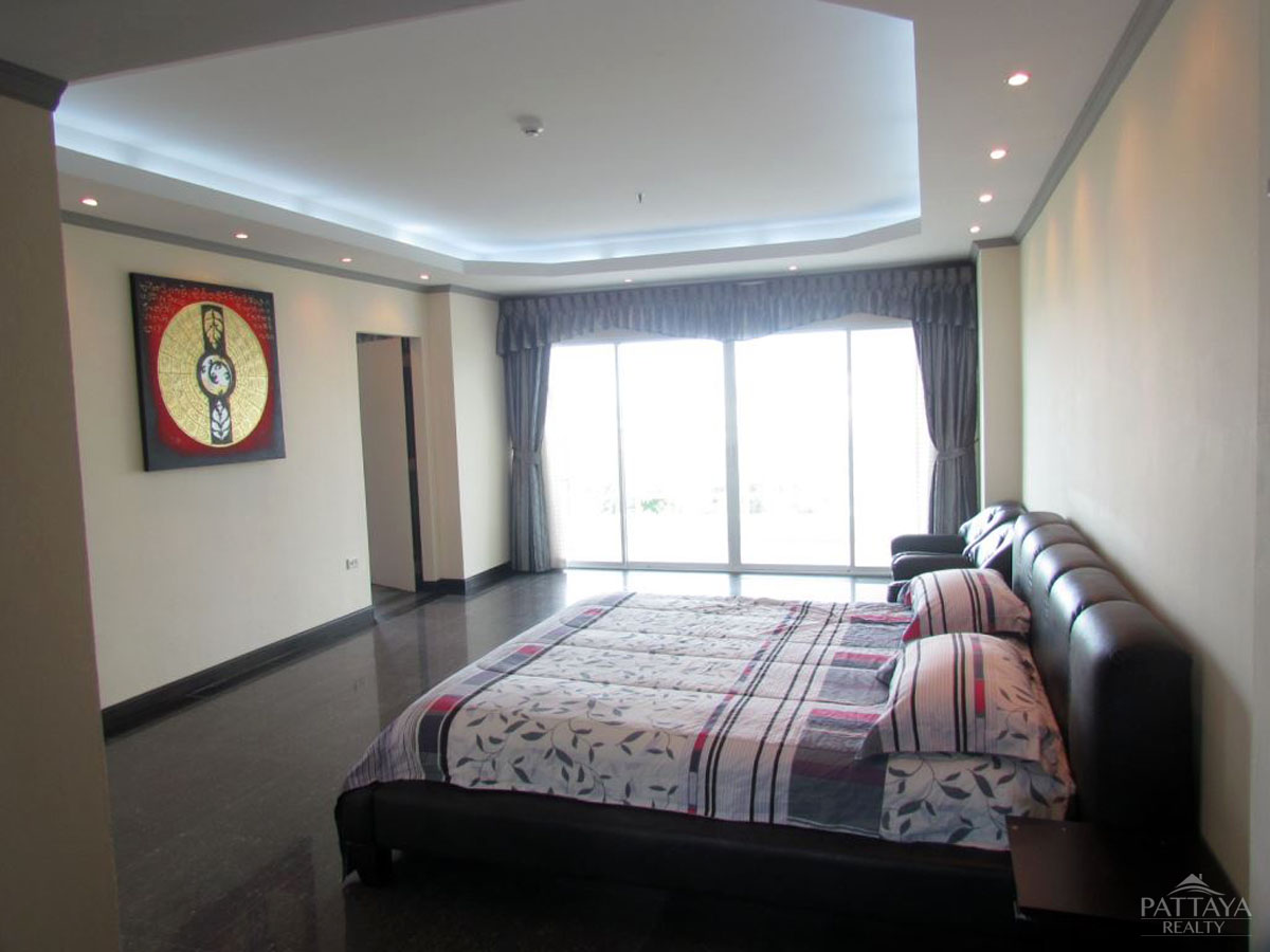 1 bedroom Condo in Pattaya, Thailand No. 703