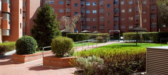 2 chambres Appartement à Madrid, Spain No. 187223 24