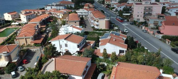 6 rooms Villa in Messina, Italy No. 92406 4