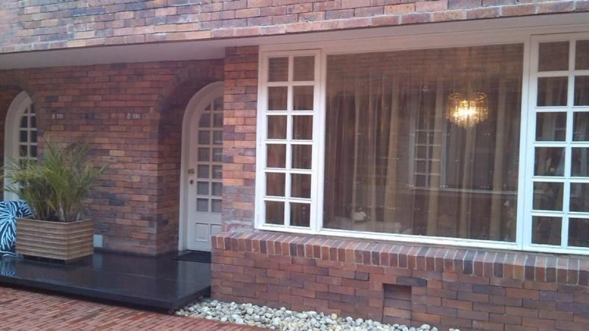 3 bedrooms House in Bogota, Colombia No. 11273