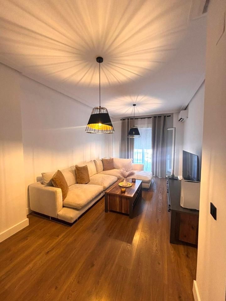 Квартира с 3 спальнями в Бадахос, Испания № 214911