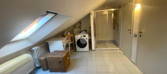 4 bedrooms Apartment in Monza, Italy No. 378455 32