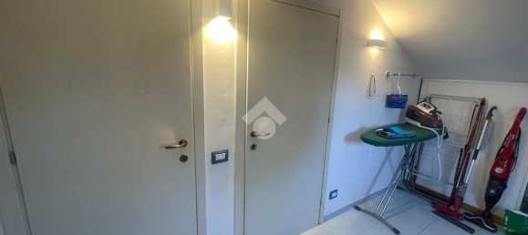 4 bedrooms Apartment in Monza, Italy No. 378455 33